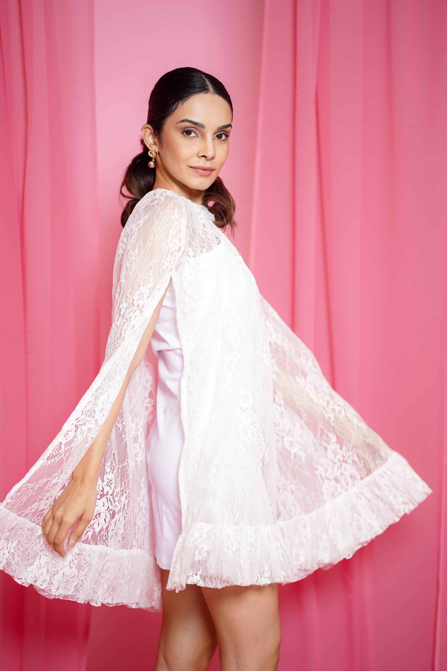 Angelique Lace Cape Dress In Ivory
