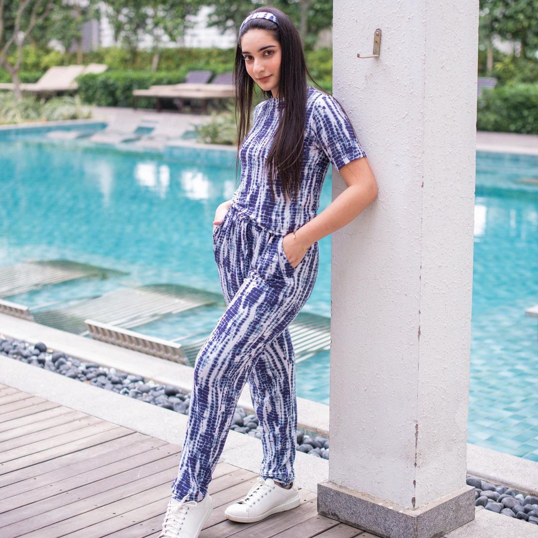 The Tie-Dye Jogger Set In Blue