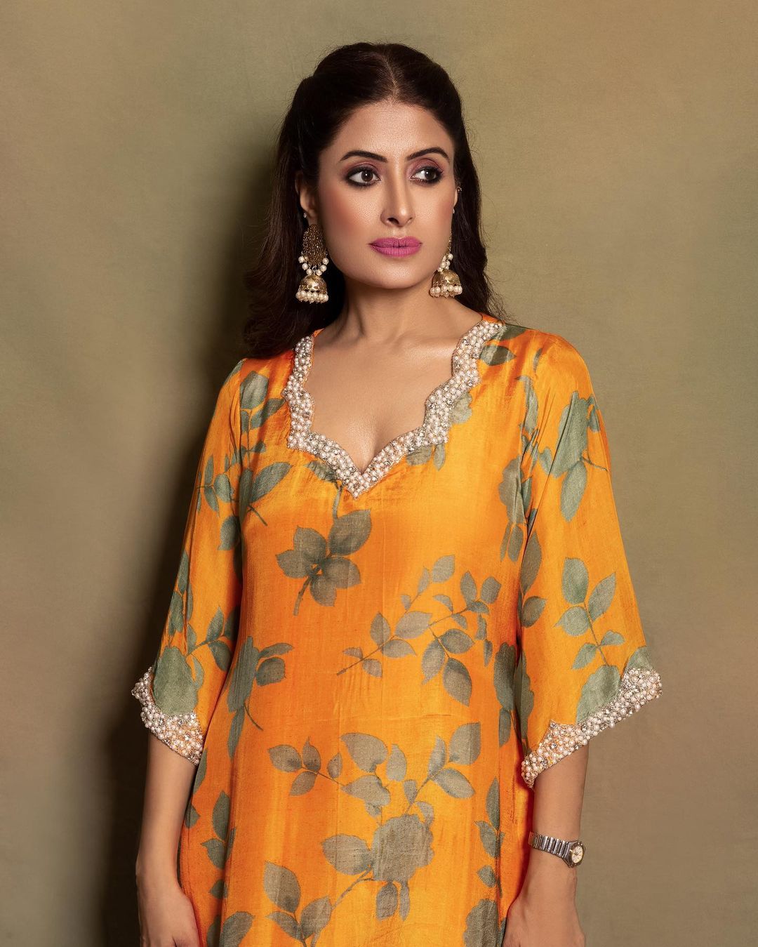 Niyamat Kurta Set