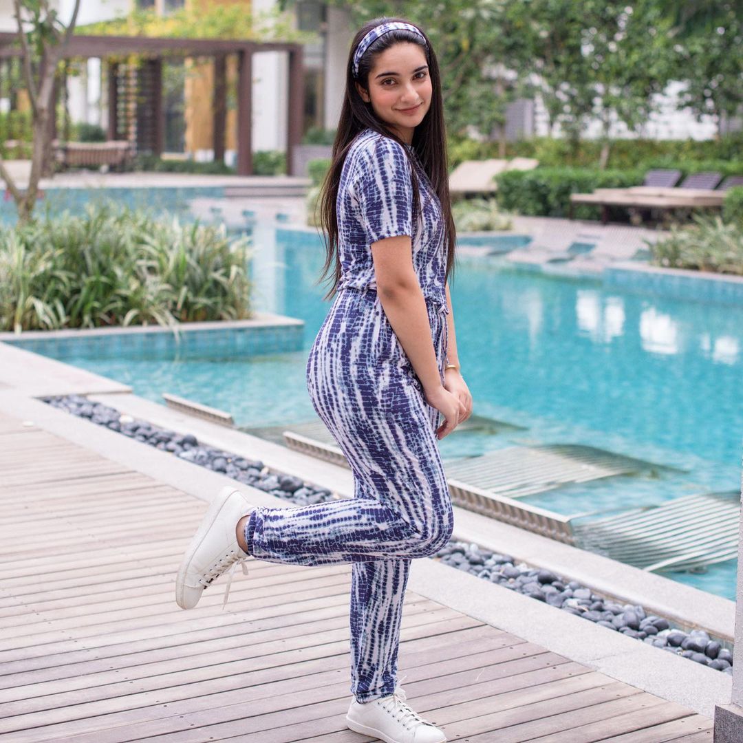 The Tie-Dye Jogger Set In Blue