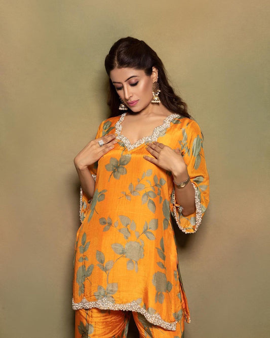 Niyamat Kurta Set